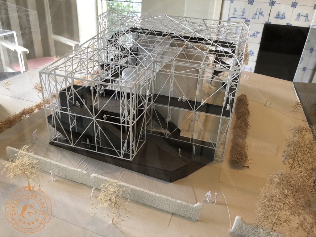 Hill House Box model