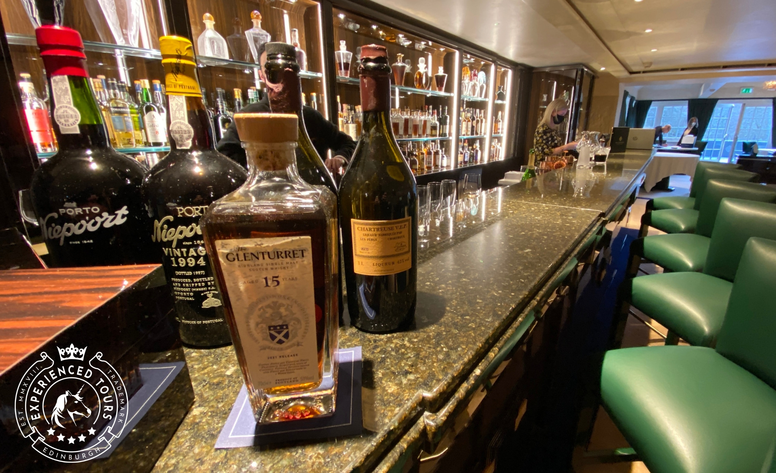Glenturret Distillery whisky bar