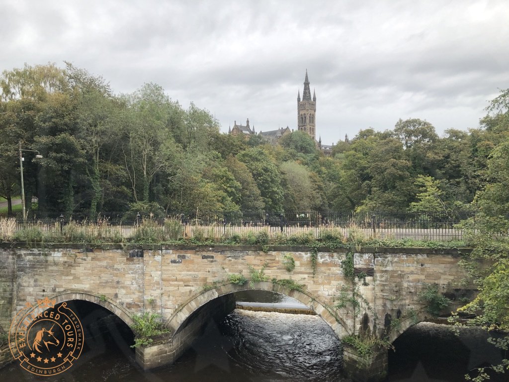 Kelvinbridge with University hill behind