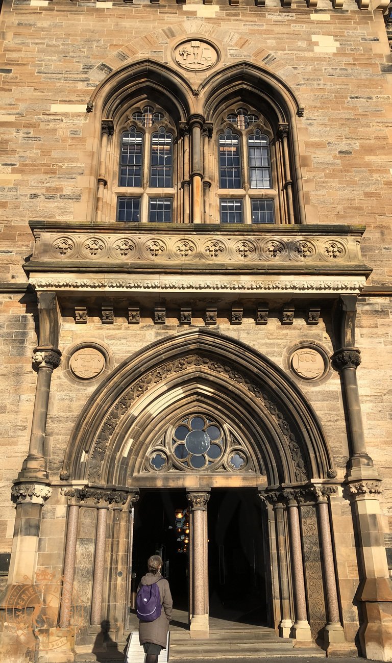 Entrance to Glasgow University