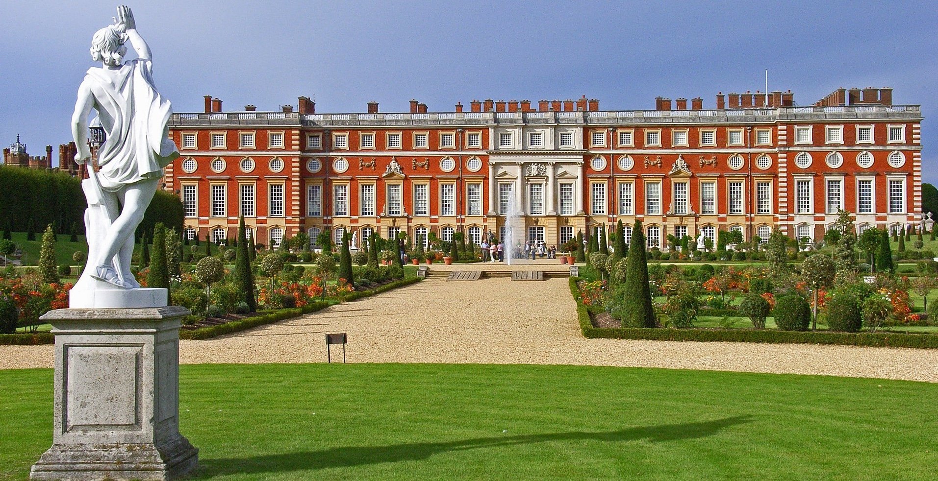Hampton Court in London