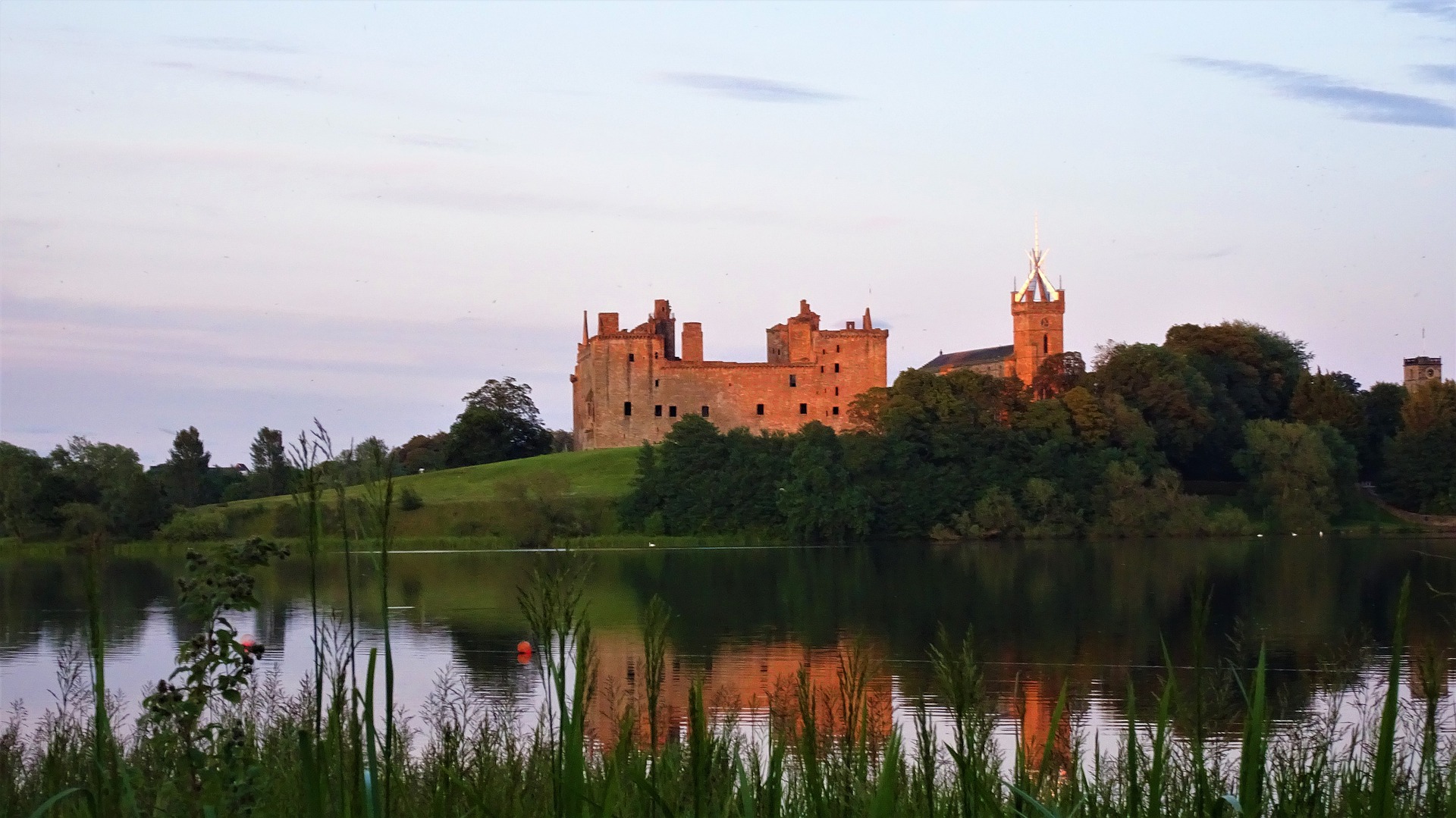 Linlithgow Palace view from Linlithgow Loch