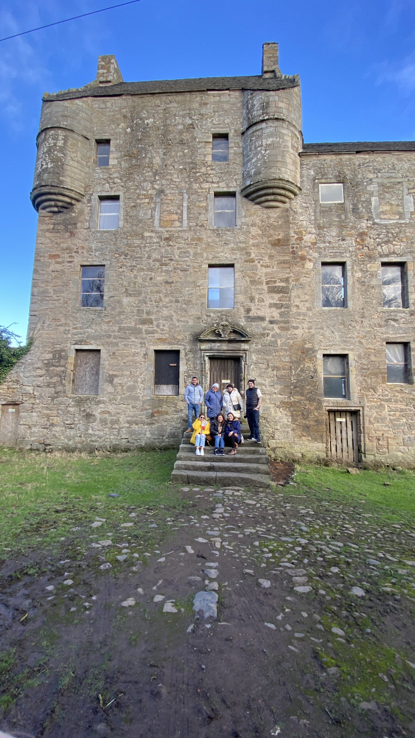Midhope Castle, the scene of Lallybroch in Outlander